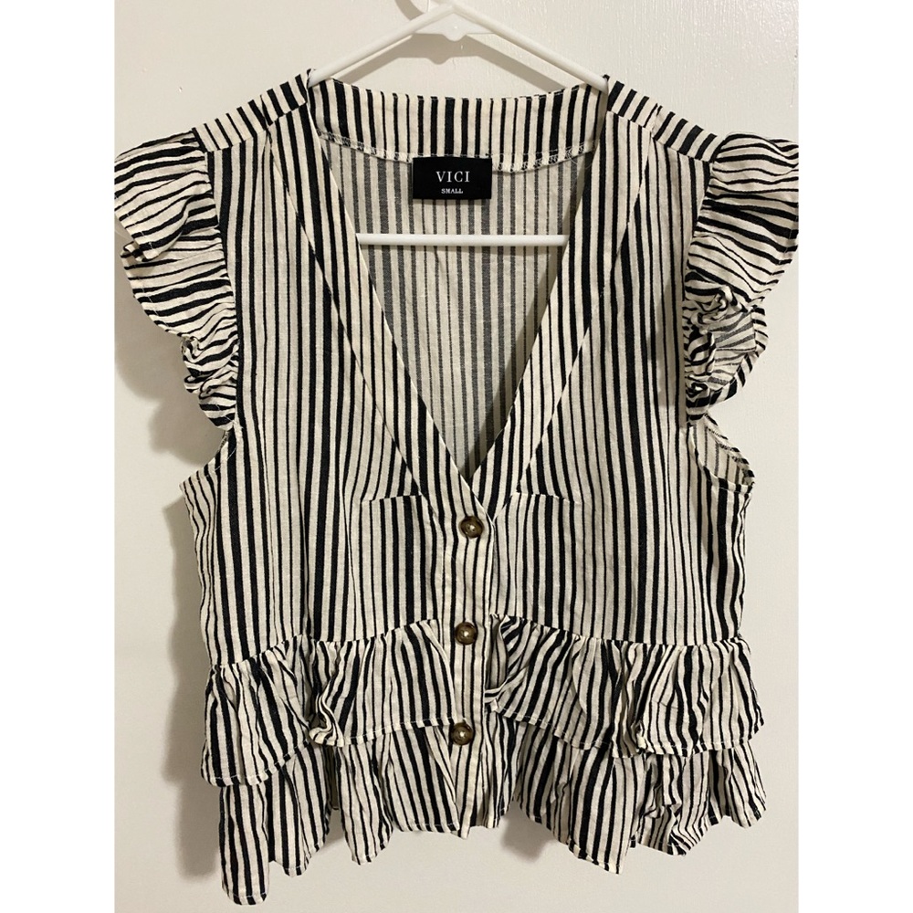 Vici Ruffle Top